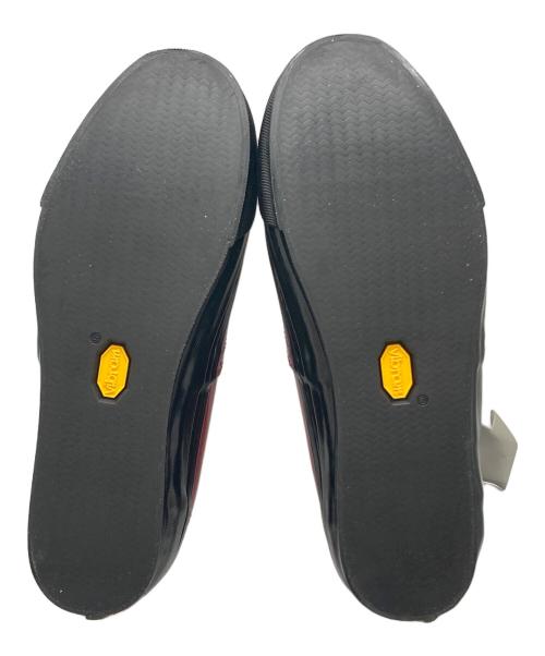 VANS（ヴァンズ）VANS (ヴァンズ) OTW オーセンティック 44 Siped Vibram ブローグ レッド×ブラック サイズ:27 未使用品の古着・服飾アイテム