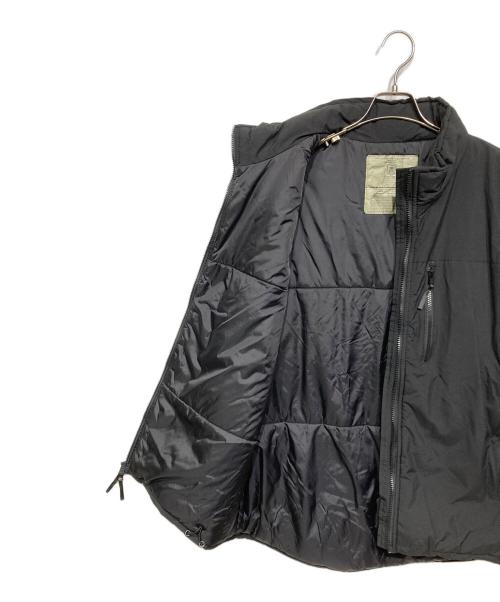US ARMY（ユーエスアーミー）US ARMY (ユーエスアーミー) ECWCS GEN3 LEVEL7 VEST ブラック サイズ:LARGE REGULARの古着・服飾アイテム