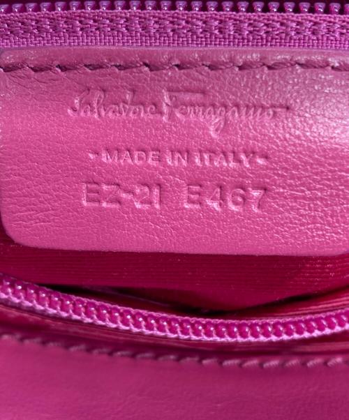Salvatore Ferragamo（サルヴァトーレ フェラガモ）Salvatore Ferragamo (サルヴァトーレ フェラガモ) ガンチーニ 編込みレザー2WAYバッグ ピンクベージュの古着・服飾アイテム
