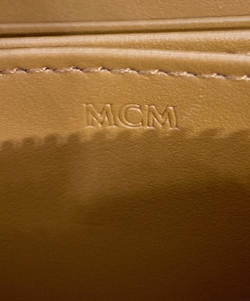MCM（エムシーエム）MCM (エムシーエム) Aren Zip Around Wallet（アレン ジップ アラウンド ウォレット） ブラウン サイズ:　の古着・服飾アイテム