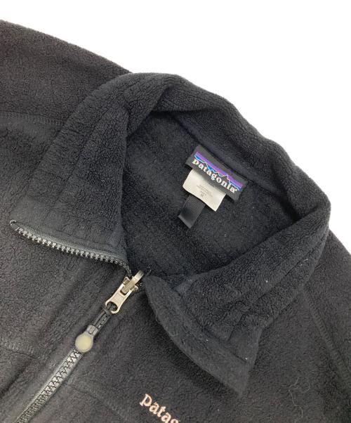 Patagonia（パタゴニア）Patagonia (パタゴニア) レギュレーターR3 フリースジャケット ブラック サイズ:Mの古着・服飾アイテム