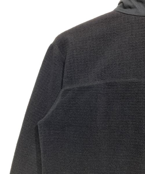 Patagonia（パタゴニア）Patagonia (パタゴニア) レギュレーターR3 フリースジャケット ブラック サイズ:Mの古着・服飾アイテム