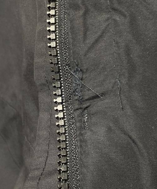 Swedish Army（スウェーデン軍）Swedish Army (スウェーデン軍) COLD WEATHER PARKA ブラック サイズ:LARGE-REGULARの古着・服飾アイテム