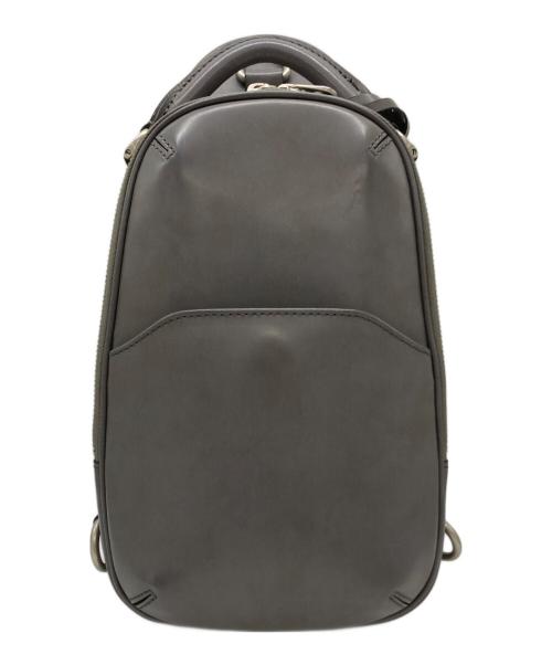 HERGOPOCH（エルゴポック）HERGOPOCH (エルゴポック) ワキシングレザー ワンショルダー/ボディバッグ グレーの古着・服飾アイテム