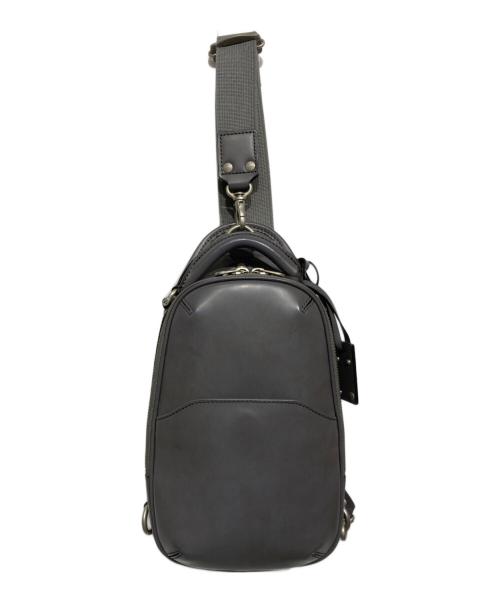 HERGOPOCH（エルゴポック）HERGOPOCH (エルゴポック) ワキシングレザー ワンショルダー/ボディバッグ グレーの古着・服飾アイテム