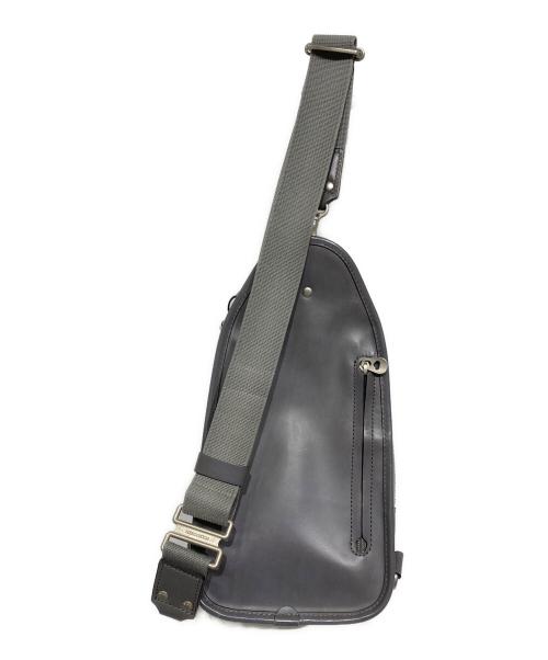 HERGOPOCH（エルゴポック）HERGOPOCH (エルゴポック) ワキシングレザー ワンショルダー/ボディバッグ グレーの古着・服飾アイテム