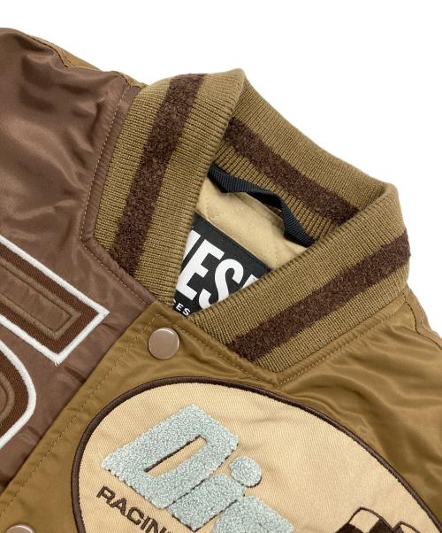 DIESEL（ディーゼル）DIESEL (ディーゼル) J-BULC-PATCH ボンバージャケット ブラウン×ベージュ サイズ:Mの古着・服飾アイテム