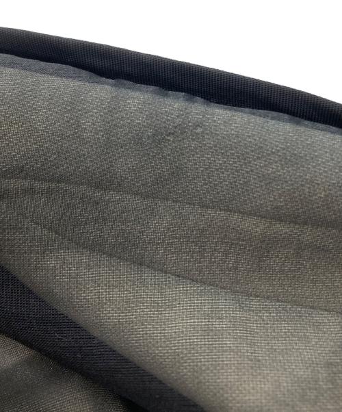 Maison Margiela（メゾンマルジェラ）Maison Margiela (メゾンマルジェラ) シルク サマーウール ボタンレス チェスターコート ブラック×オリーブ サイズ:46の古着・服飾アイテム