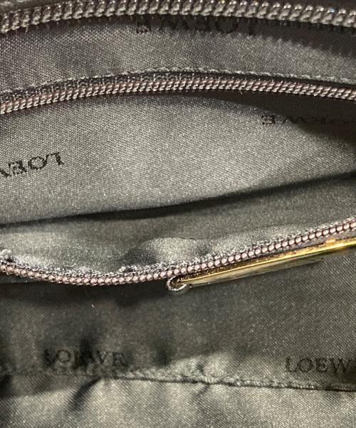 LOEWE（ロエベ）LOEWE (ロエベ) アナグラムレザーワンショルダーバッグ ブラックの古着・服飾アイテム