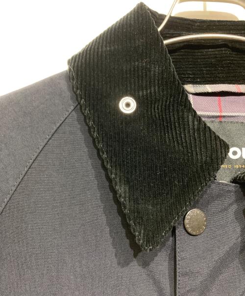 Barbour（バブアー）Barbour (バブアー) 切替オーバーサイズビデイルジャケット ネイビー×ブラック サイズ:36の古着・服飾アイテム