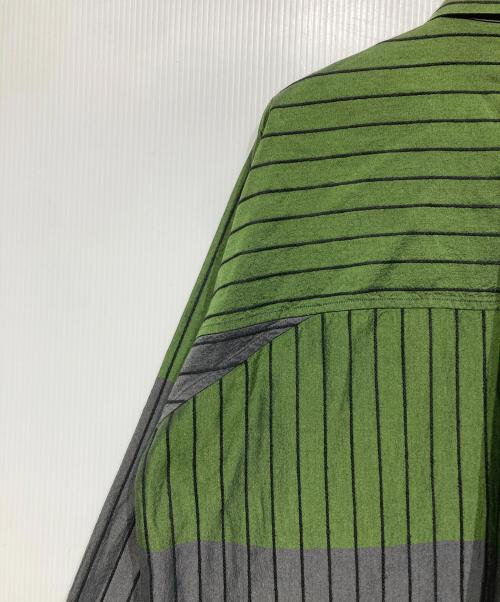 ISSEY MIYAKE（イッセイミヤケ）ISSEY MIYAKE (イッセイミヤケ) 総柄長袖シャツ グリーン×グレー サイズ:4の古着・服飾アイテム