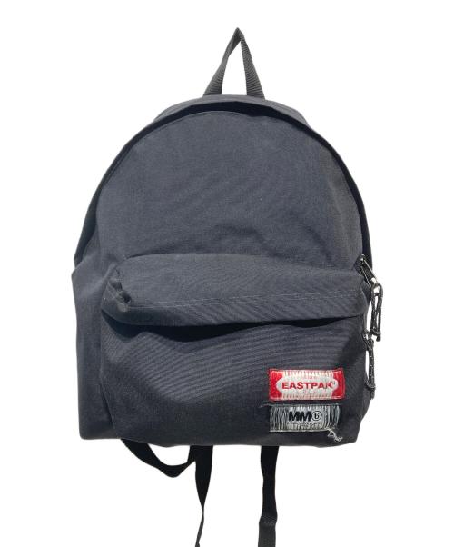 EASTPAK（イーストパック）EASTPAK (イーストパック) MM6 Maison Margiela (エムエムシックスメゾンマルジェラ) パデッド リバーシブル リュックサック ブラック×ホワイトの古着・服飾アイテム