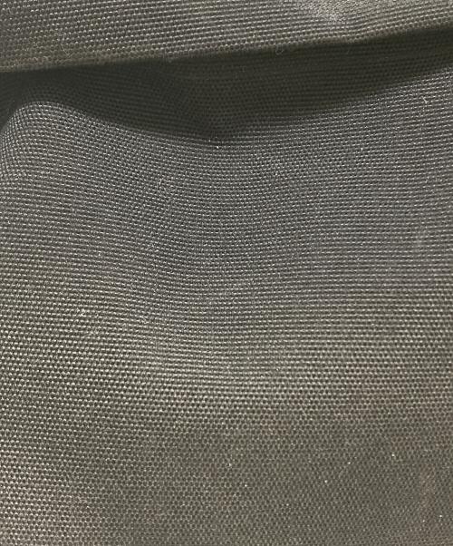 EASTPAK（イーストパック）EASTPAK (イーストパック) MM6 Maison Margiela (エムエムシックスメゾンマルジェラ) パデッド リバーシブル リュックサック ブラック×ホワイトの古着・服飾アイテム