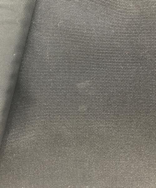 EASTPAK（イーストパック）EASTPAK (イーストパック) MM6 Maison Margiela (エムエムシックスメゾンマルジェラ) パデッド リバーシブル リュックサック ブラック×ホワイトの古着・服飾アイテム