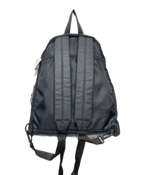 EASTPAK（イーストパック）EASTPAK (イーストパック) MM6 Maison Margiela (エムエムシックスメゾンマルジェラ) パデッド リバーシブル リュックサック ブラック×ホワイトの古着・服飾アイテム