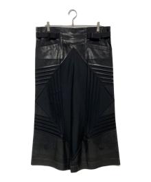 132 5. ISSEY MIYAKE（132 5. イッセイ ミヤケ）の古着「コーティングプリーツデザインパンツ　IL41FF912」｜ブラック