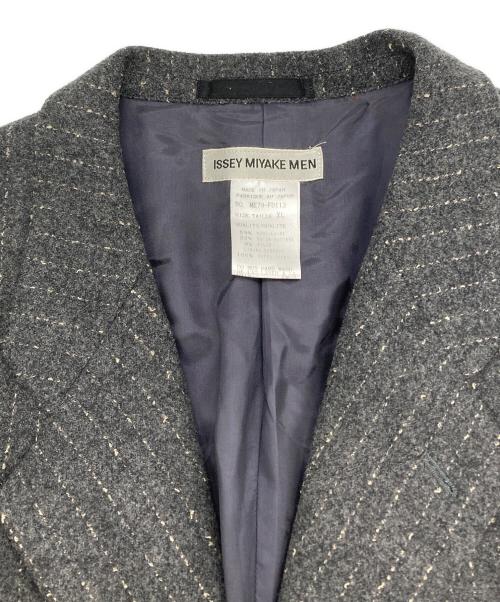 ISSEY MIYAKE MEN（イッセイミヤケメン）ISSEY MIYAKE MEN (イッセイミヤケメン) ウールテーラードジャケット　ME79-FD113 グレー サイズ:XLの古着・服飾アイテム