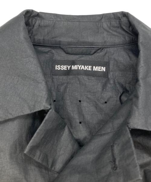 ISSEY MIYAKE MEN（イッセイミヤケメン）ISSEY MIYAKE MEN (イッセイミヤケメン) コーティング加工比翼コート　ME31FA054 ブラック サイズ:4の古着・服飾アイテム