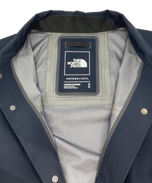 THE NORTH FACE（ザ ノース フェイス）THE NORTH FACE (ザ ノース フェイス) フューチャーライトコーチジャケット　NP12150 ネイビー サイズ:Sの古着・服飾アイテム