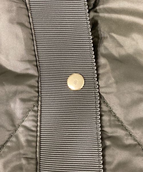 J.PRESS（ジェイプレス）J.PRESS (ジェイプレス) 高密度タフタ キルティング ロング コート オリーブ サイズ:P5の古着・服飾アイテム