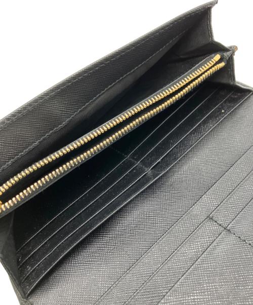 PRADA（プラダ）PRADA (プラダ) リボン付サフィアーノ長財布 ブラックの古着・服飾アイテム