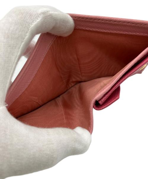 PRADA（プラダ）PRADA (プラダ) 2つ折り財布 ピンクの古着・服飾アイテム