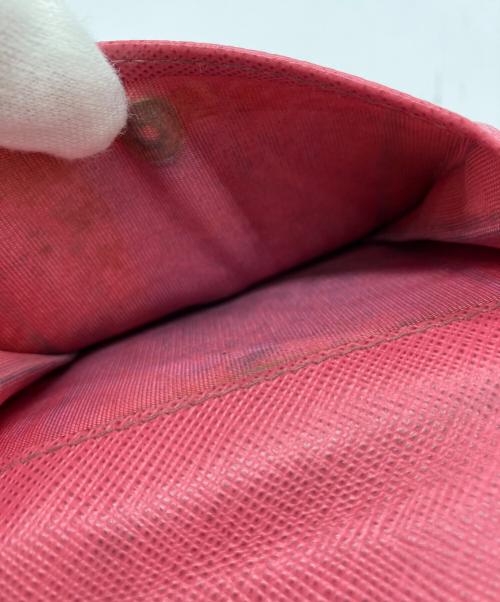 PRADA（プラダ）PRADA (プラダ) 2つ折り財布 ピンクの古着・服飾アイテム