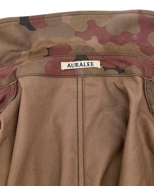 AURALEE（オーラリー）AURALEE (オーラリー) WASHED FINX CAMOFLAGE TWILL GABARDINE BLOUSON ブラウン サイズ:3の古着・服飾アイテム