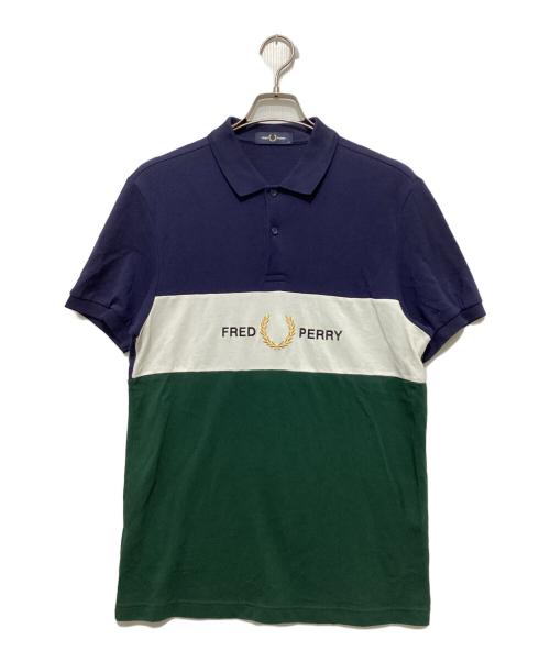 FRED PERRY（フレッドペリー）FRED PERRY (フレッドペリー) エンブロイドパネル ポロシャツ ネイビー×グリーン サイズ:Mの古着・服飾アイテム