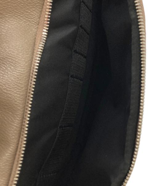 PELLE MORBIDA（ペッレモルビダ）PELLE MORBIDA (ペッレモルビダ) ゴルフ ポーチ ベージュの古着・服飾アイテム