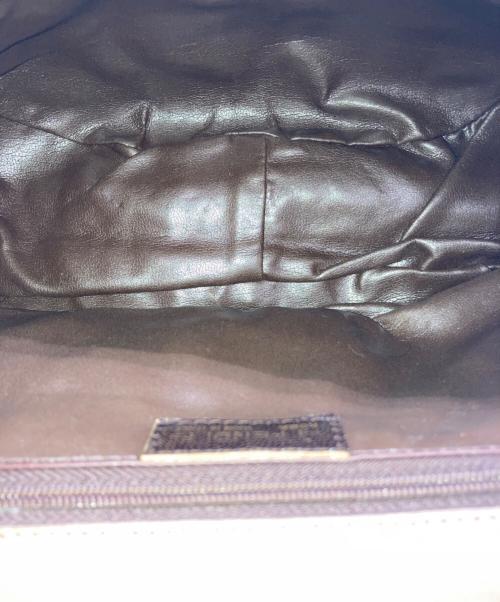 FENDI（フェンディ）FENDI (フェンディ) ショルダーバッグ ブラウンの古着・服飾アイテム