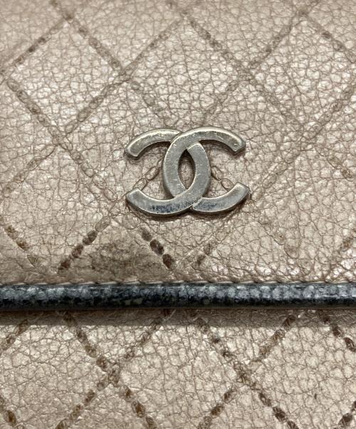 CHANEL（シャネル）CHANEL (シャネル) 財布 ベージュ×グレーの古着・服飾アイテム