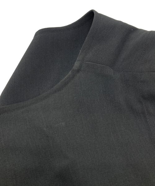 Ujoh（ウジョー）Ujoh (ウジョー) Pocket W Belted Vest ブラック サイズ:2の古着・服飾アイテム