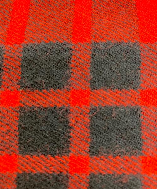 UNDERCOVERISM（アンダーカバーイズム）UNDERCOVERISM (アンダーカバーイズム) レタリングロゴウールストール レッド×ブラック サイズ:FREEの古着・服飾アイテム