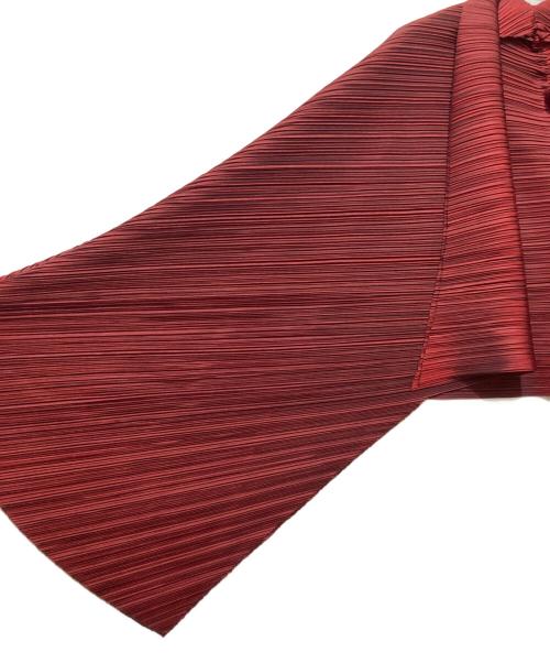 ISSEY MIYAKE（イッセイミヤケ）ISSEY MIYAKE (イッセイミヤケ) プリーツカーディガン レッド サイズ:2の古着・服飾アイテム
