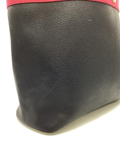 Herve Chapelier（エルベシャプリエ）Herve Chapelier (エルベシャプリエ) コーテッドキャンバススクエアトートB5サイズ フューシャ×ネイビーの古着・服飾アイテム