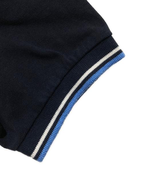 PRADA SPORTS（プラダスポーツ）PRADA SPORTS (プラダスポーツ) ロゴプレート 鹿の子ポロシャツ ネイビー サイズ:Mの古着・服飾アイテム