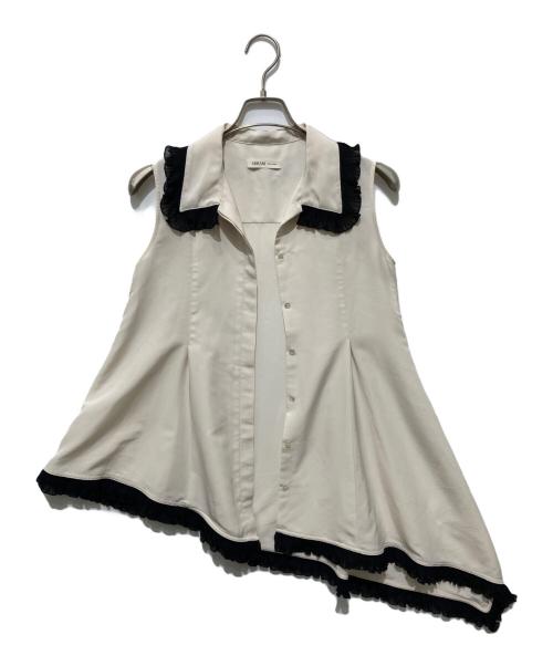 ADEAM（アディアム）ADEAM (アディアム) アシンメトリーノースリーブワンピース アイボリーの古着・服飾アイテム