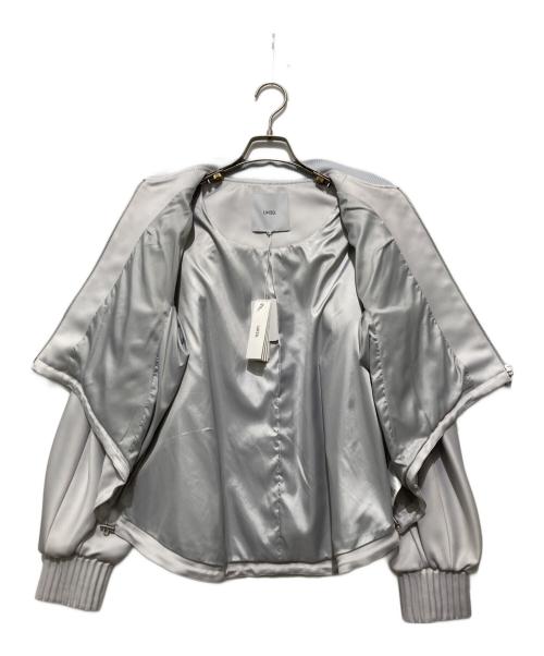 UN3D.（アンスリード）UN3D. (アンスリード) LINE ART BZ ラインアートサテンブルゾン グレー サイズ:Fの古着・服飾アイテム
