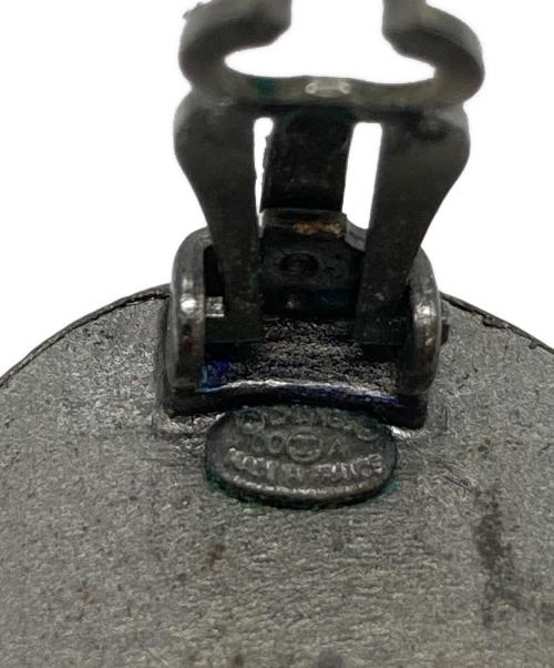 CHANEL（シャネル）CHANEL (シャネル) ココマークメタルイヤリング ブラック×グレーの古着・服飾アイテム