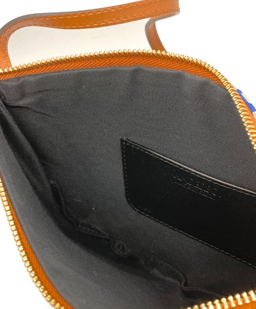 J.W.ANDERSON（ジェイダブリューアンダーソン）J.W.ANDERSON (ジェイダブリューアンダーソン) バンパームーンレザーショルダーバッグ ベージュ×ブルーの古着・服飾アイテム