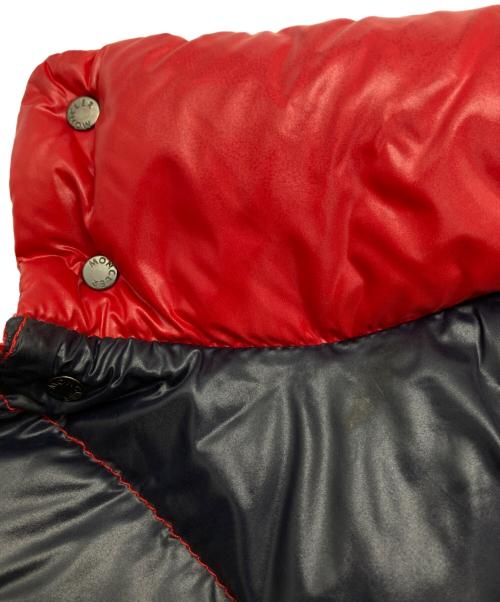 MONCLER（モンクレール）MONCLER (モンクレール) ダウンジャケット / EVER GIUBBOTTO レッド サイズ:2の古着・服飾アイテム