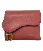 Christian Diorクリスチャン ディオール）の古着「Saddleコンパクトウォレット」｜ピンク