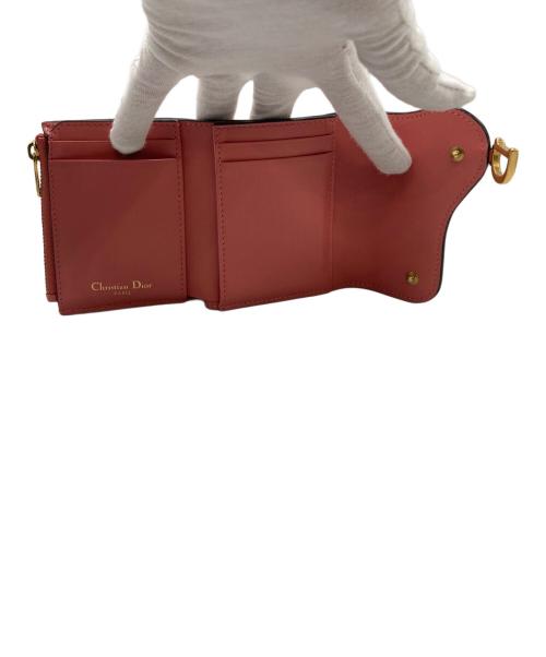 Christian Dior（クリスチャン ディオール）Christian Dior (クリスチャン ディオール) Saddleコンパクトウォレット ピンクの古着・服飾アイテム