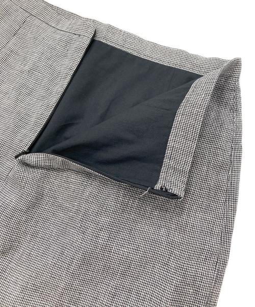 MaxMara（マックスマーラ）MaxMara (マックスマーラ) リネンスカート / リネンタイトスカート グレー サイズ:40の古着・服飾アイテム