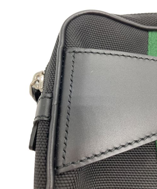 GUCCI（グッチ）GUCCI (グッチ) シェリーラインウエストバッグ ブラックの古着・服飾アイテム