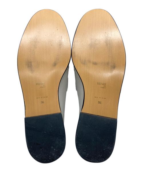 HENRI EN VARGO（ヘンリ エン ヴァーゴ）HENRI EN VARGO (ヘンリ エン ヴァーゴ) LOUISE ローファー ベージュ サイズ:23cmの古着・服飾アイテム