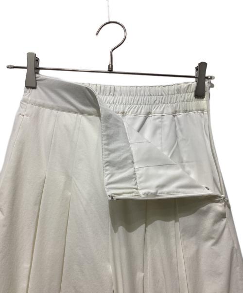 OMMO（オーエムエムオー）OMMO (オーエムエムオー) TUCK BALLOON PT タックバルーンパンツ ホワイト サイズ:36の古着・服飾アイテム