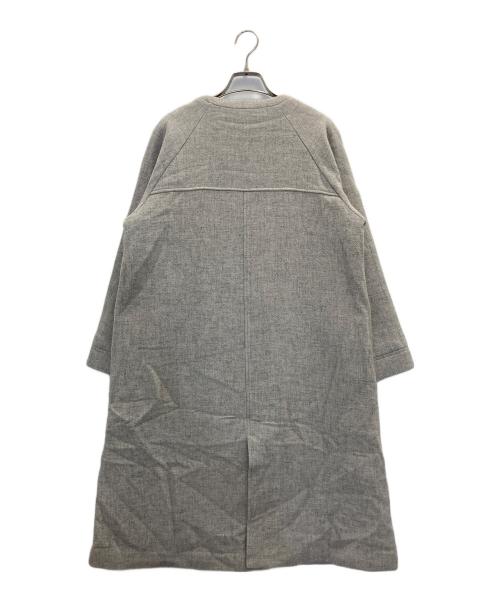 kurashi&trips publishing（クラシアンドトリップス パブリッシング）KURASHI&Trips PUBLISHING (クラシアンドトリップス パブリッシング) ノーカラーコート グレー サイズ:FREEの古着・服飾アイテム