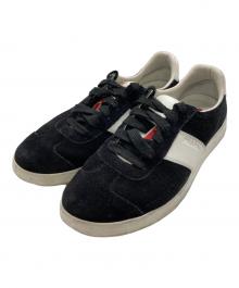 PRADA（プラダ）の古着「スウェードスニーカー」｜ブラック